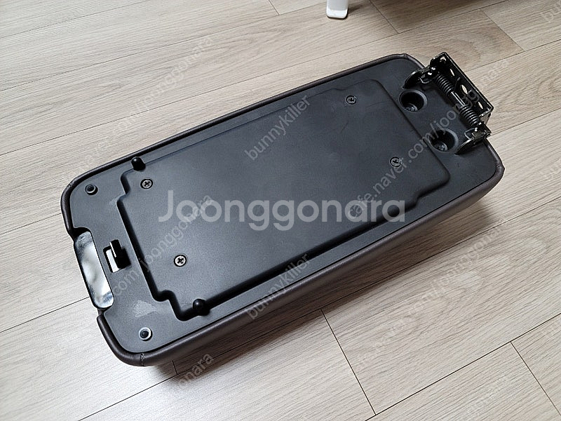 삼성 SM520V SM525V 가죽 센터콘솔 브라운--2