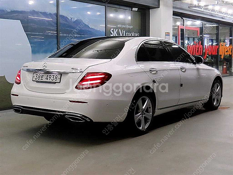 벤츠E-클래스 W213 E220d 4MATIC 아방가르...--3