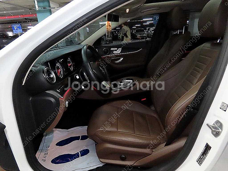 벤츠E-클래스 W213 E220d 4MATIC 아방가르...--5