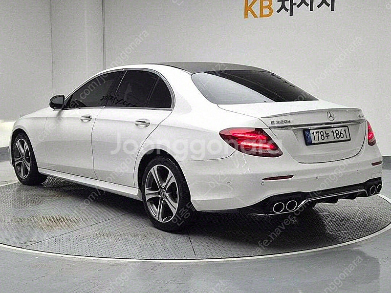 벤츠E-클래스 W213 E220d 아방가르드 인텔리전트...--1