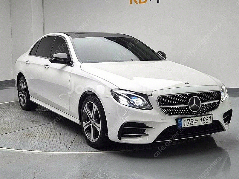 벤츠E-클래스 W213 E220d 아방가르드 인텔리전트...--3