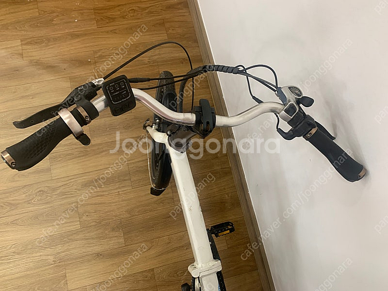 전기자전거 팝니다.--1