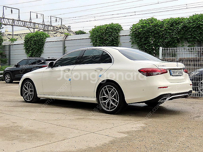 벤츠E-클래스 W213 E220d 4MATIC AMG라...--2