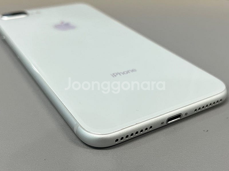 아이폰8플러스 화이트 64G 미파손단말기 외관 깨끗한폰...--8