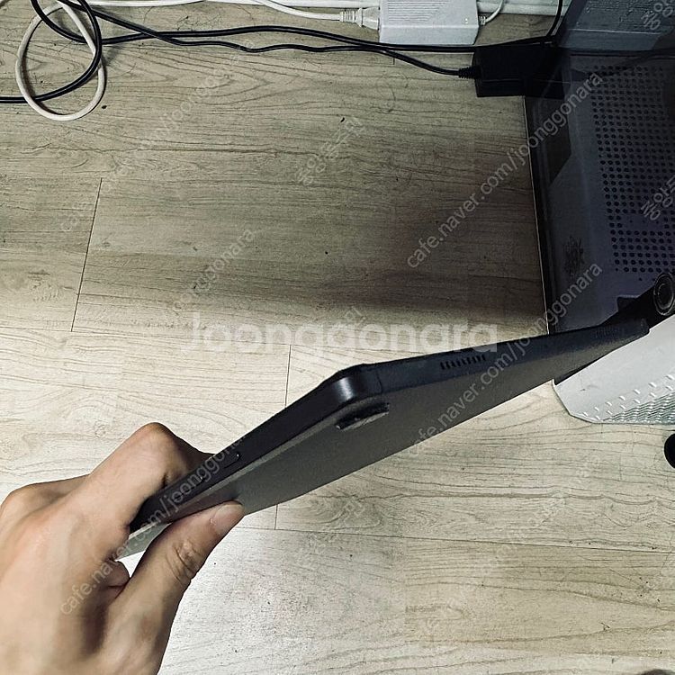 갤럭시 탭A8 블랙 64기가 액정깨끗! 무잔상! 15만...--6