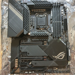 ASUS ROG MAXIMUS XII HERO (WI-FI)