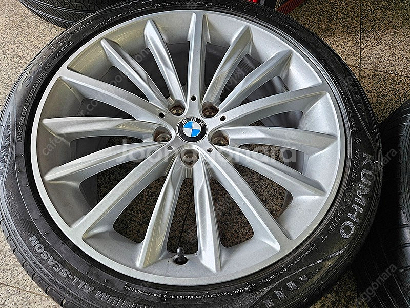 [판매] BMW G30 5시리즈 633 정품 19인치 휠타이어 셋트--5