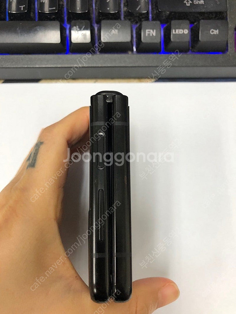 194949 KT 갤럭시Z플립3 블랙 외관깨끗 256G...--7