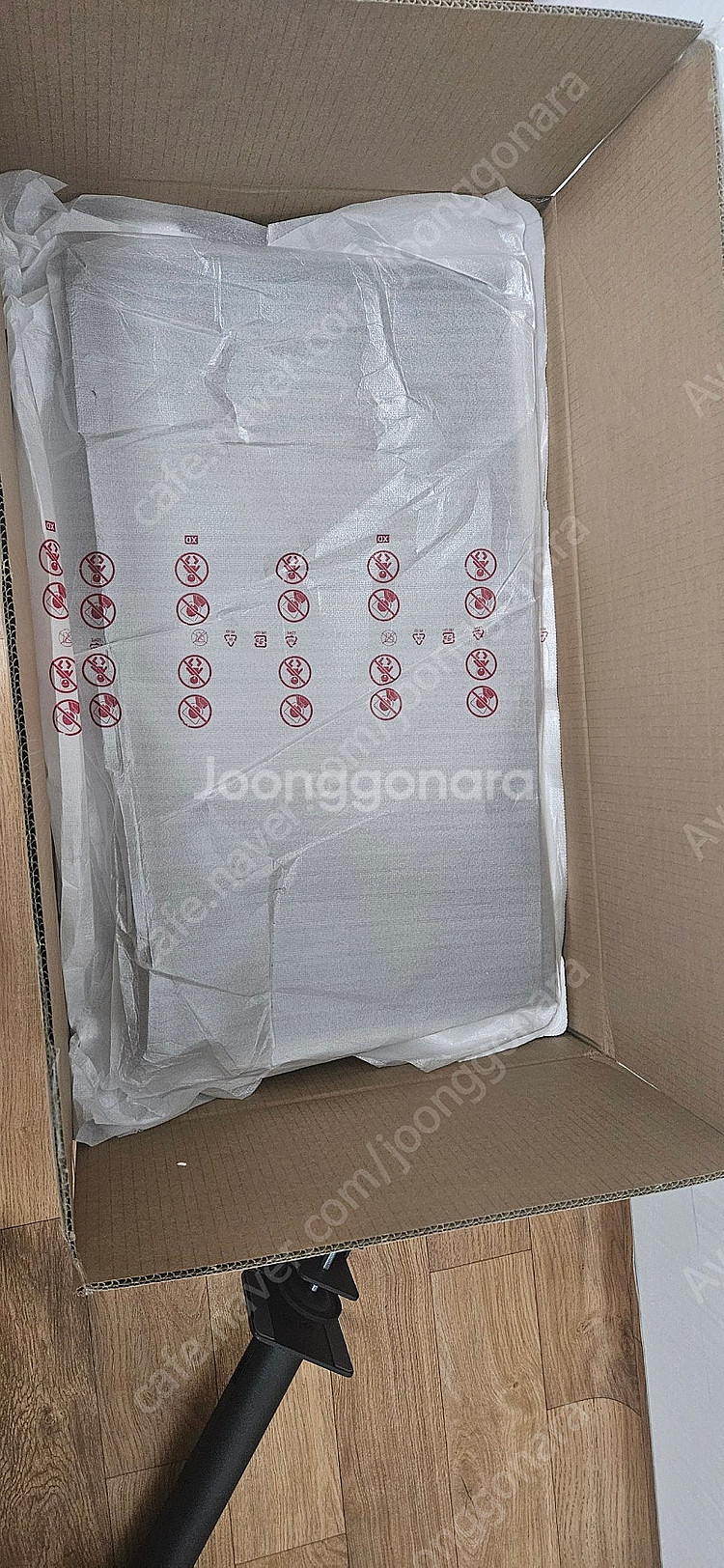 LG 울트라파인 32UN880 4k 32인치 모니터 팝...--1