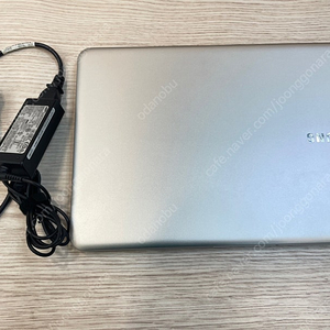 삼성 노트북5 메탈 NT550XAA-K35L (8GB 램 , 128GB SSD + 500GB HDD