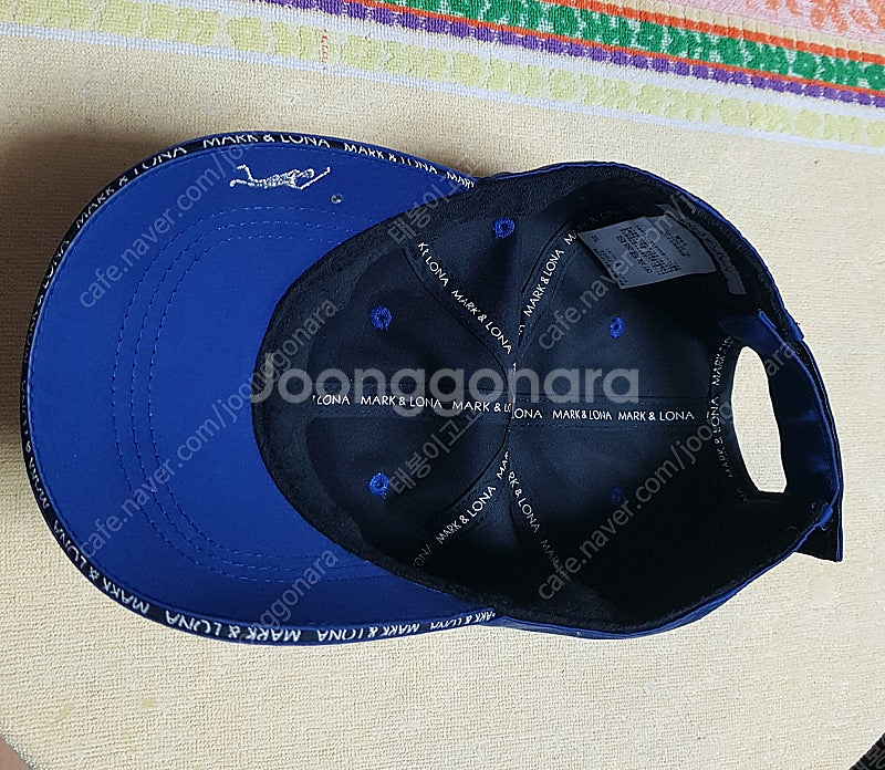 마크 앤 로나 모자 판매합니다.--1