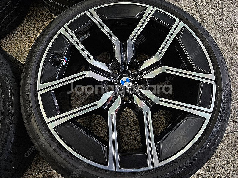 [판매] BMW G70 7시리즈 정품 907M 20인치...--5