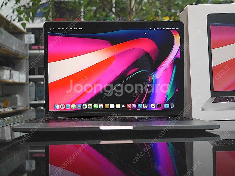애플 맥북프로터치바 A2338/Apple M1칩 탑재/...--1