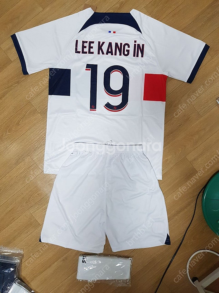 파리생제르망(PSG) 홈 어웨이 축구 유니폼 상하의양말...--1