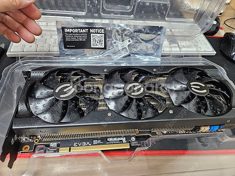 EVGA RTX 3090 XC3 Ultra--4