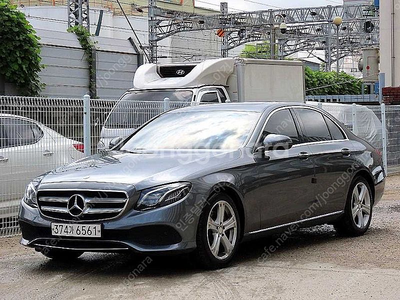 벤츠E-클래스 W213 E220d 아방가르드★여유자금★...--1