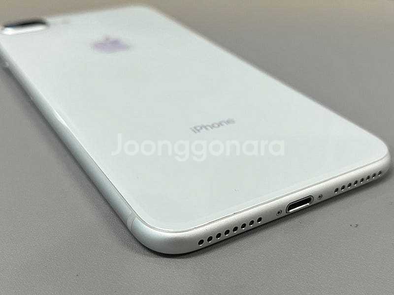 아이폰8플러스 화이트 64G 미파손단말기 외관 깨끗한폰...--8