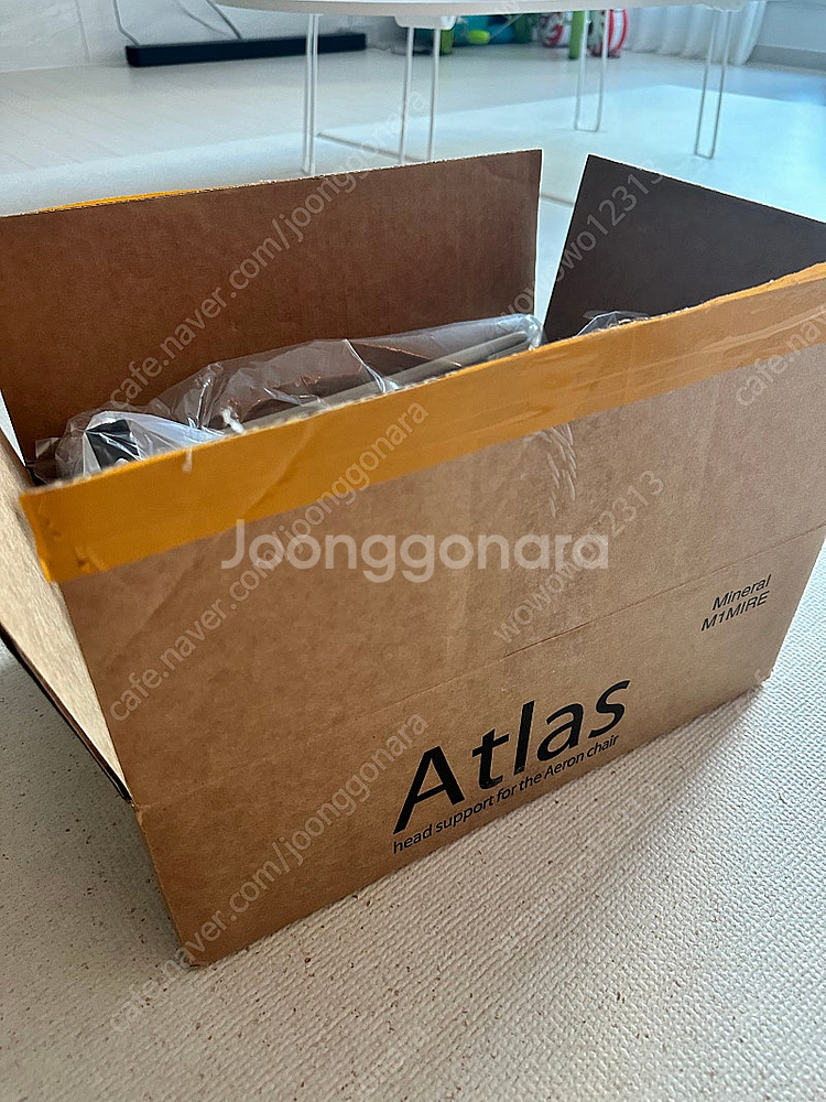 허먼밀러 뉴에어론 CD버전 C사이즈 미네랄 풀펑션 새상...--2