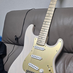 [일렉기타] Fender Japan Ikebe FSR 1966 Stratocaster 판매합니다.