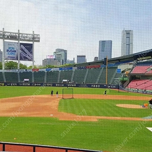 [니퍼트 은퇴식] 9/14(토) 두산베어스 vs KT위즈 3루 블루석 양도합니다.