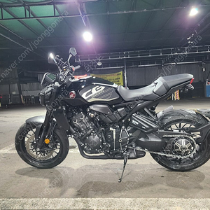 혼다 2024년 CB1000R 블랙에디션 팝니다~