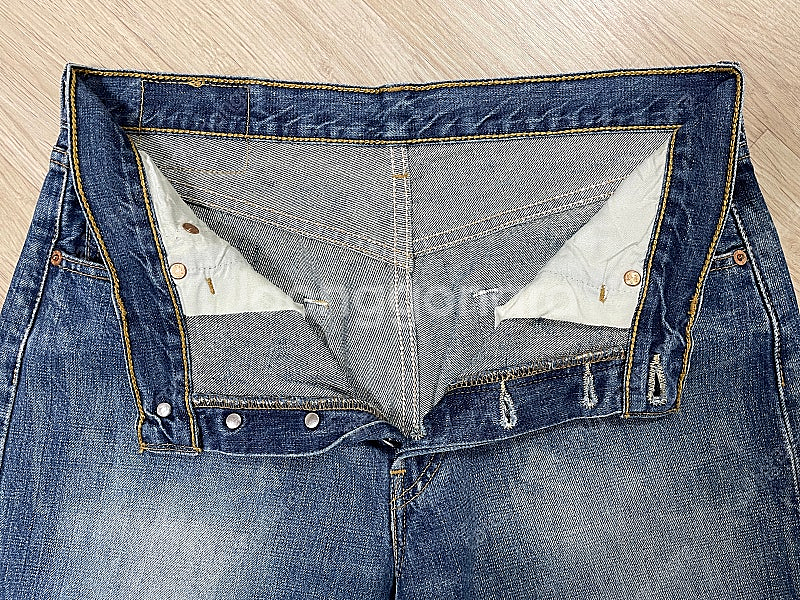 [31~32] 리바이스 유럽판 501 레귤러핏 중청워싱...--2