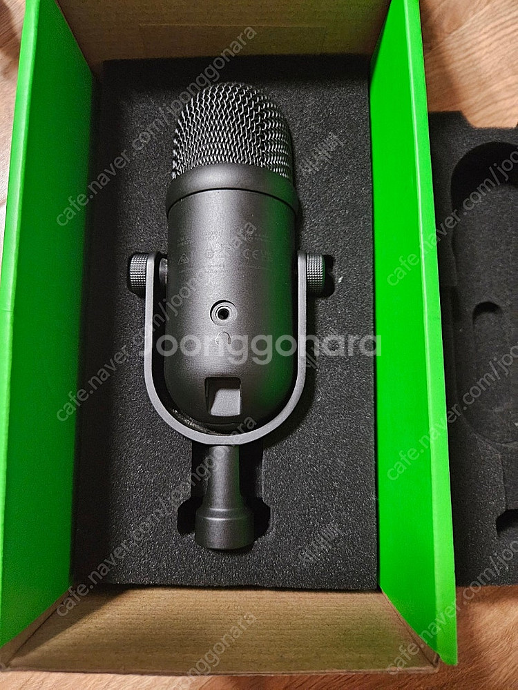 레이저 세이렌v2 pro. razer seiren v2...--1