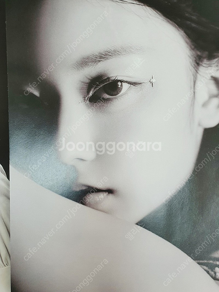 뉴진스 미니 포스터 6장 (정식앨범 부록)--4