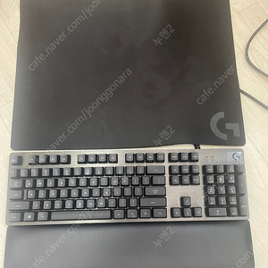 로지텍 G413카본 + G513 팜레스트 + G640(패드) + gpro 2 헤드셋 판매합니다.