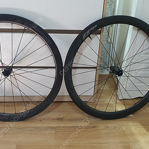 ZIPP 짚 303se