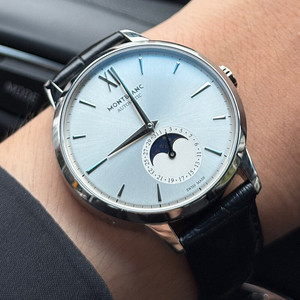 몽블랑 헤리티지 문페이즈 39mm 실버