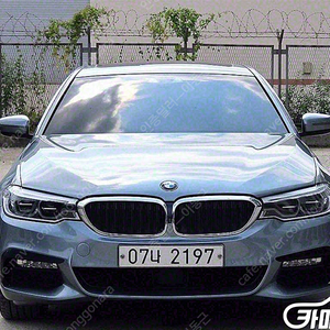 [BMW]5시리즈 (G30) 530i xDrive M 스포츠 플러스 (0톤) | 2018 | 255,840km년식 | 미선택 | 수원 | 2,000만원