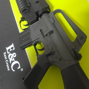 E&C M16 M203