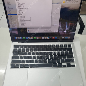 [사이클6] 맥북에어13 M3 8코어 GPU 및 8GB RAM 256G 실버 (MRXQ3KH/A)