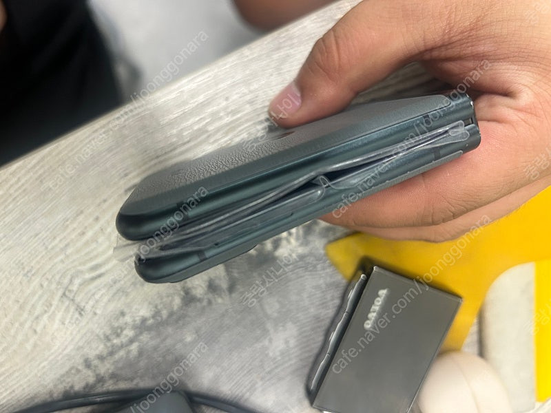 모토로라 레이저40 2023 판매 이미지