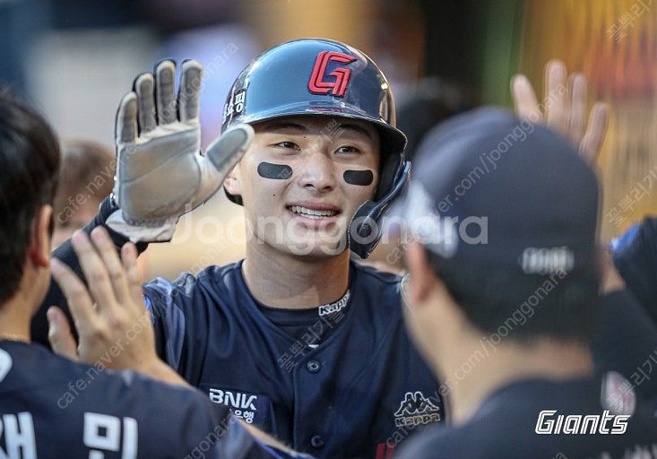 9/21 토 롯데 vs 한화 3루 내야 2연석 양도 부...--0