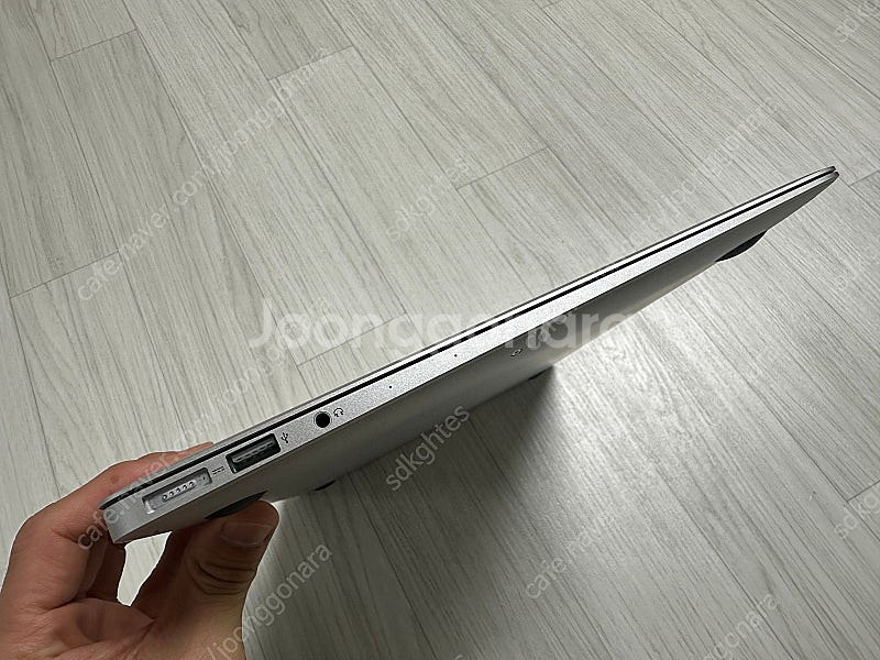 애플 맥북에어 13인치 2015 i7 2.2기가 최고급...--0