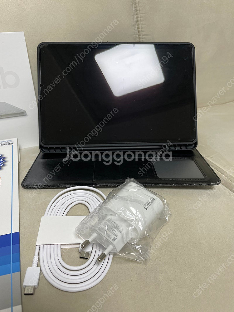 갤럭시탭S8 5G 128G 풀세트 거의새상품--1
