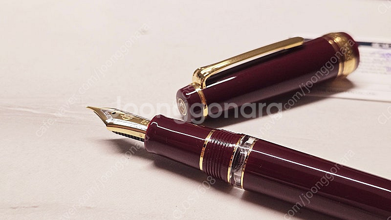 세일러 프로페셔널 기어 리알로 만년필 마룬 GT M닙--3