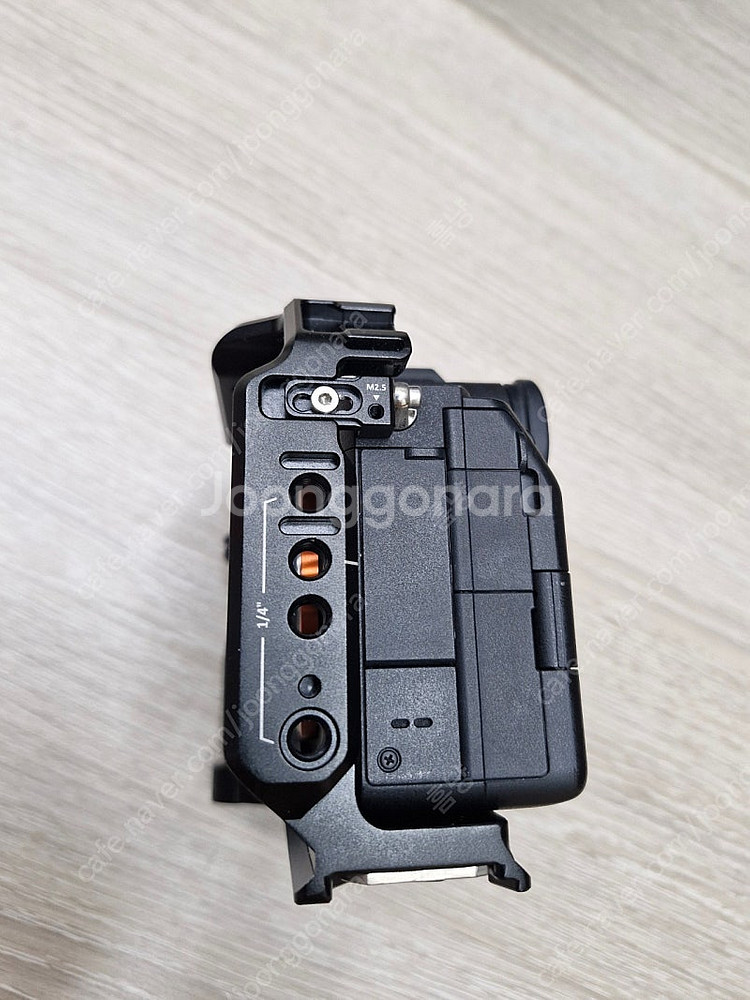 A7M4 ZV-E10 삼양12mm 24.8 시그마 35...--5
