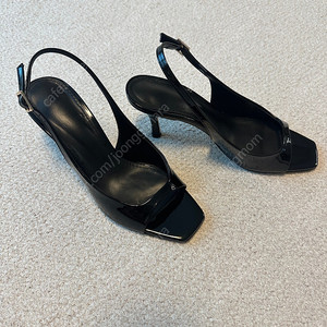 엘보른 리디아 슬링백 펌프스 235 Lydia Sling-back Pumps 새상품 /블랙페이던트 엘보른 구두 펌프스 블랙슈즈 블랙힐 택포