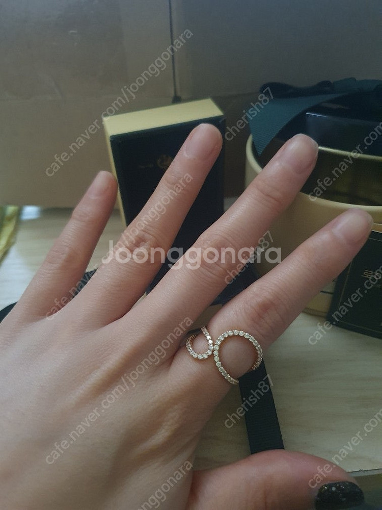 14k 정품 로이드 제품 특이한 디자인의 예쁜 여성반지...--6