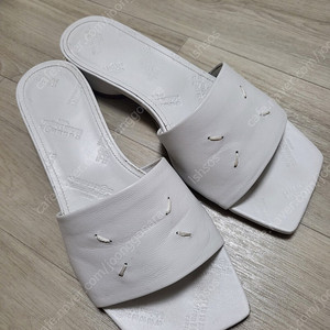 마르지엘라 정품 샌들