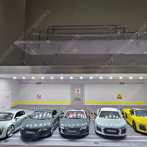 1:43 1/43 아우디 R8 v8~신형세트 다이캐스트 팝니다.(얘넨 명정마지막할인)