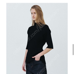 [LE917] RIBBED MOCK NECK HALF SLEEVES TOP (BLACK)