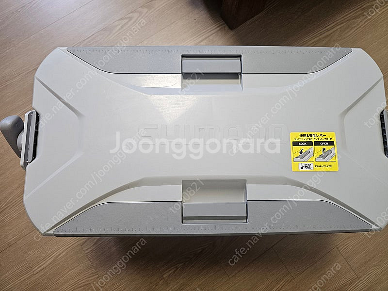 시마노 스파자라이트 250 캐스터 25리터 아이스박스 ...--1