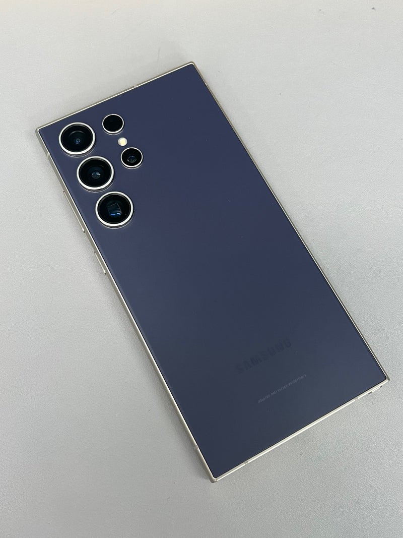 갤럭시S24울트라 퍼플 512G 대용량 미파손 외관신폰...--0