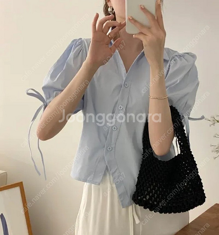 옷정리🩵)사선 언발 블라우스 셔츠(소라색/새상품)--1