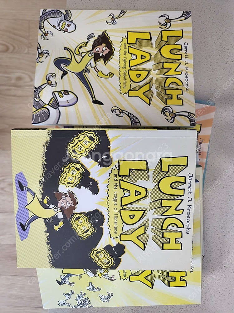 런치레이디 Lunch lady 8권--2