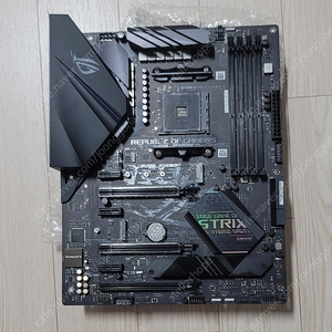 ASUS ROG STRIX B450-F GAMING II STCOM